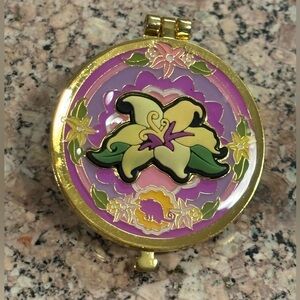Rapunzel- Disney Princess Compact Mirror
Loungefly Trading Pin
